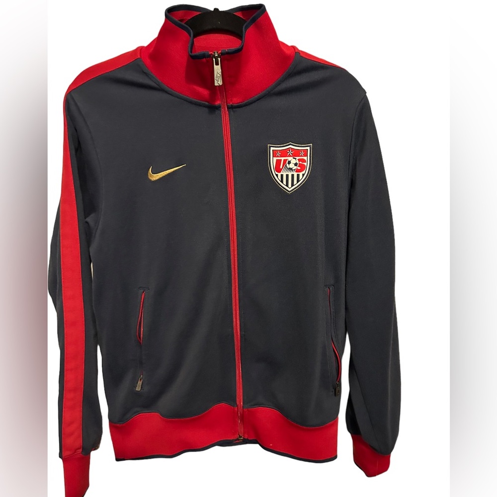 Nike USA Soccer National Team
Womens World Cup Jacket
Size small